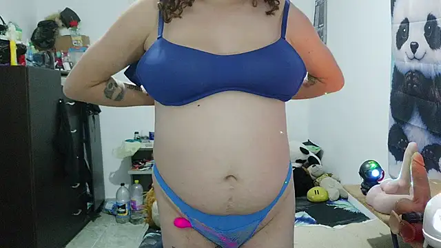 curly_greeneyed Obrolan Langsung XXX