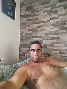ADRIAN_ADI40's Live XXX Chat