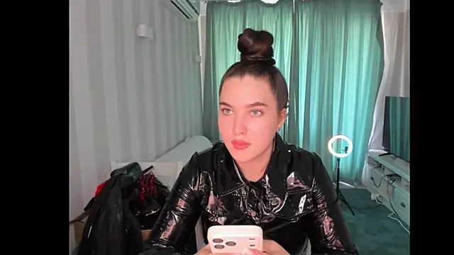 LatexDominatrix – Naživo XXX chat