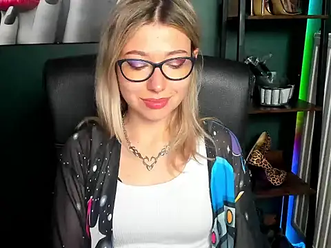 Chat +18 de loveHeidi ao vivo