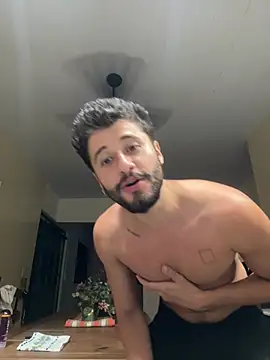guzzfitn Live XXX chat
