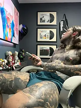 ThomasHells – Naživo XXX chat
