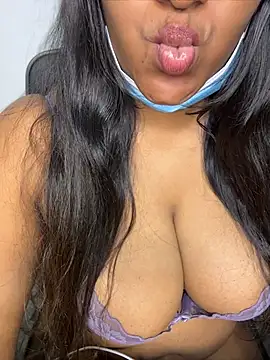 Chat +18 de Sweet_Melon96 ao vivo