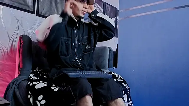 Chat XXX Live Pacomaster