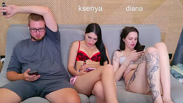 Ksenny 라이브 XXX 채팅