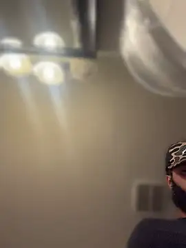 Czat XXX na żywo – HungStr8Lightskin