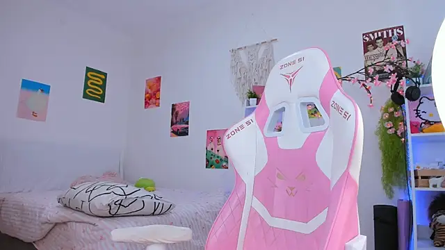 Czat XXX na żywo – Mia_WaterFall