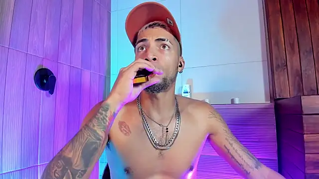 DrakeNeumann Chat XXX in diretta
