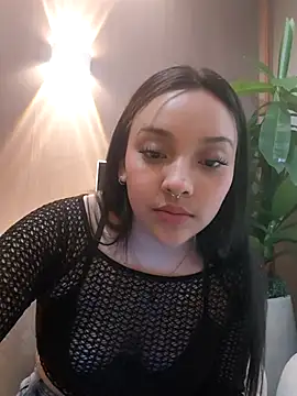 Онлайн чат XXX lia_harper_t