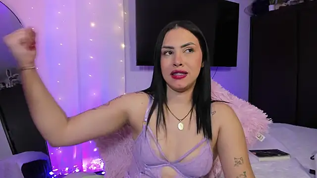 Chat XXX en directo de Maya_Bluee
