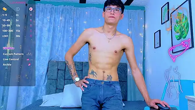 NicolasTorrez Live XXX-chat