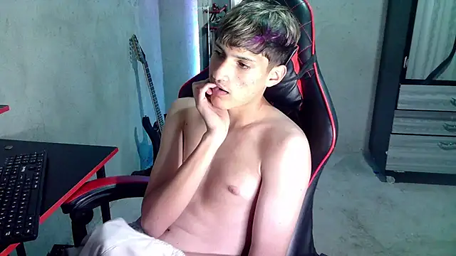 Pablito_Junior11's Live XXX Chat