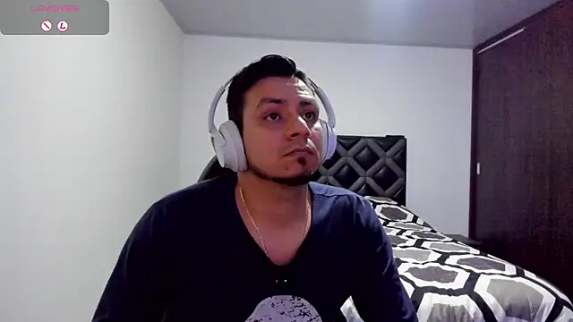XXX chat uživo modela Rick_Adams