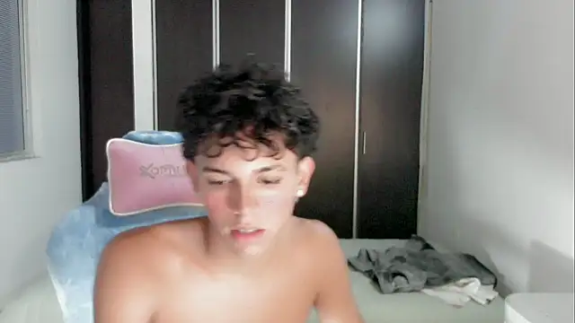 Chatroom XXX en direct de 2c_Bby