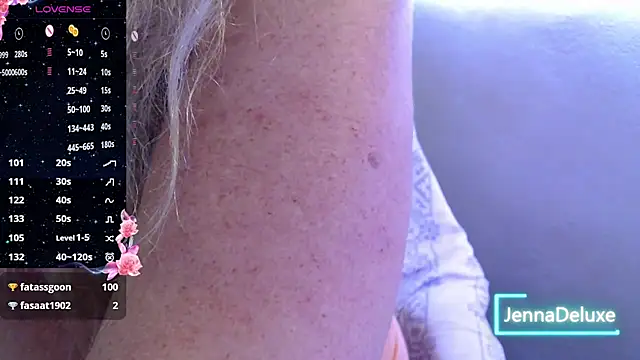 JennaDeluxe live XXX chat