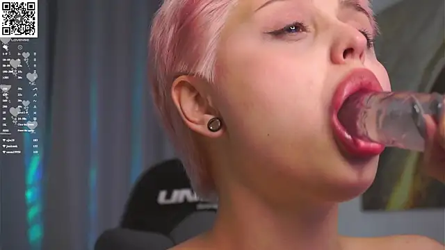 Emmy-Brooks 现场XXX聊天