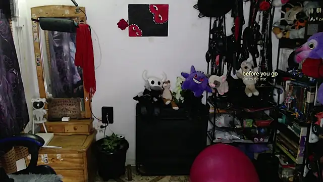 צ'אט XXX בשידור חי של kureiji_hentaii