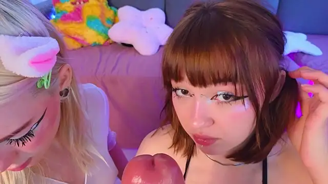 Wildneckn Live XXX chat