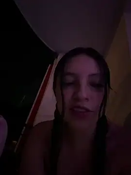 Miel_rousse Chat XXX in diretta