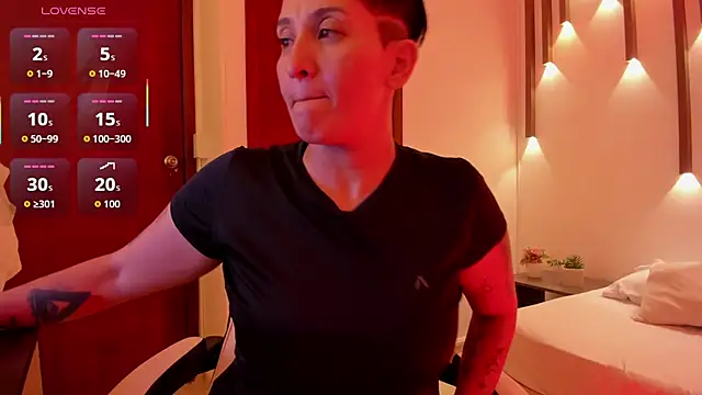 mistress_flame's Live XXX Chat