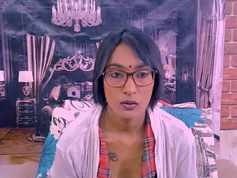 Chat XXX en directo de IndianRebel4u2Luv