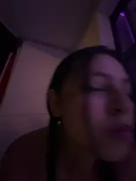 Miel_rousse Chat XXX in diretta