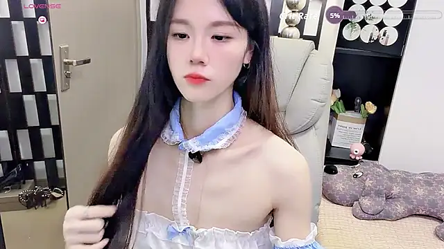 Yueyue-MM 现场XXX聊天