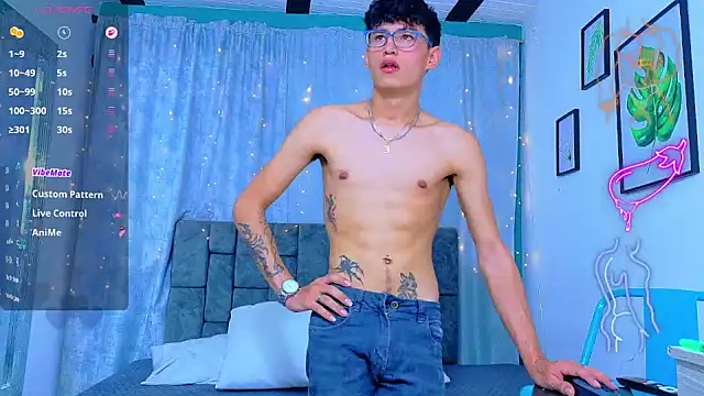 NicolasTorrez 即時 XXX 聊天