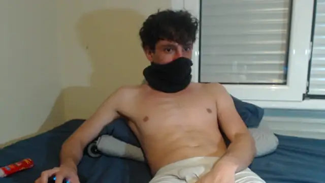 kikelargo22 Live XXX-chat