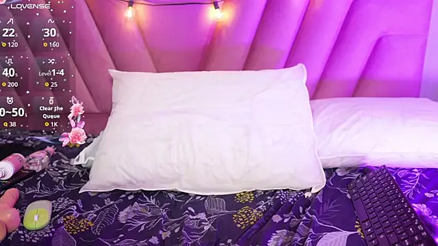 naughtyyindiann Live XXX-Chat