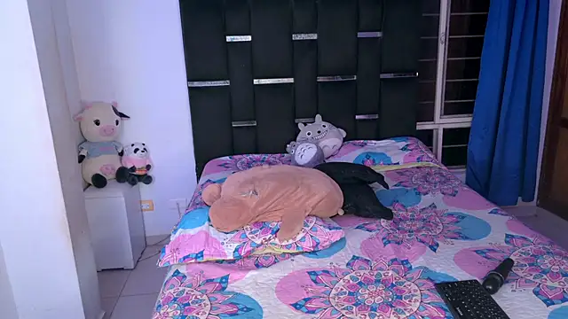 Czat XXX na żywo – AliiceBrown_