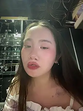 แชท XXX สดของ Asianpie_