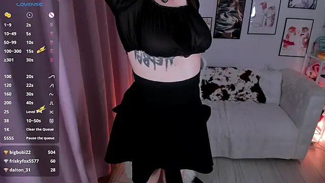 Elisabeth_Binder Adlı Modelin Canlı XXX Sohbeti