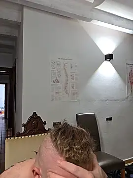 kylie_blck 现场XXX聊天