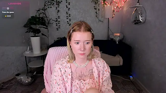 Elira_Vane Obrolan Langsung XXX