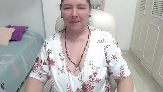 Chatroom XXX en direct de leonela_69