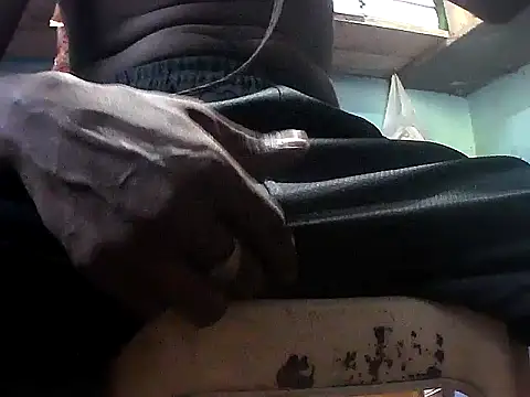 Онлайн чат XXX Precumking1