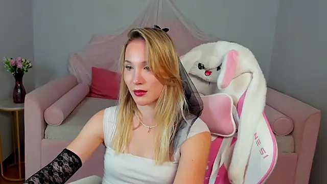 Chat XXX Live ElaraVoltage