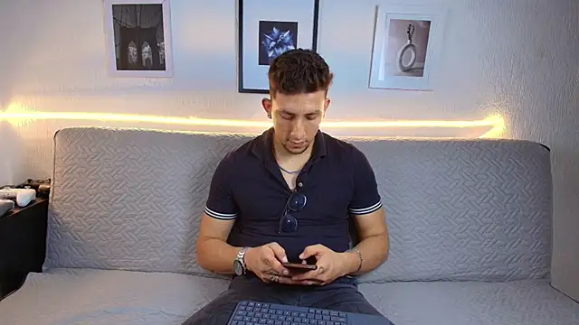 Chat +18 de Sr_Maykol ao vivo