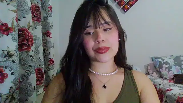 persefoonee30's Live XXX Chat