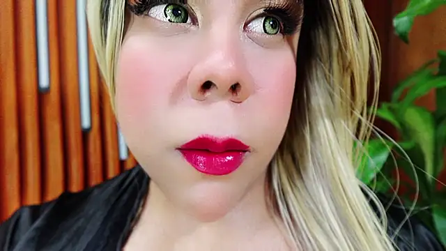 cristall_hott: απευθείας συνομιλία ΧΧΧ