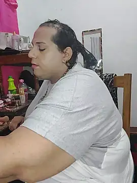 Strongshemail – Live XXX-chat