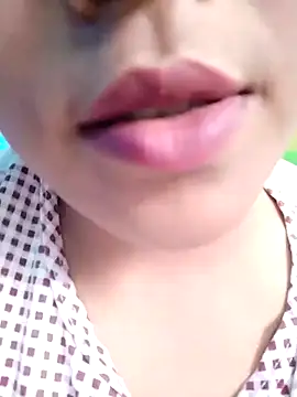 Chat XXX ao vivo de Anki-doll