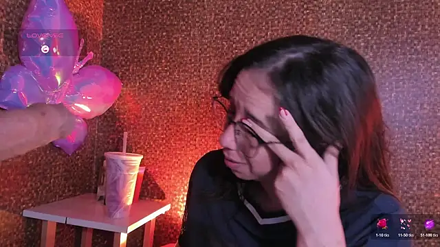 แชท XXX สดของ Apartment28