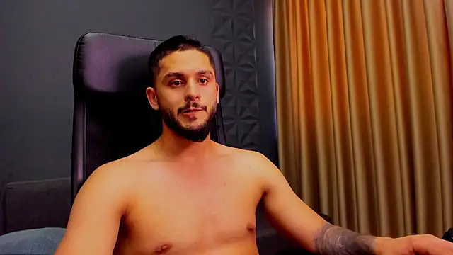 Chat XXX Live TroyWadee