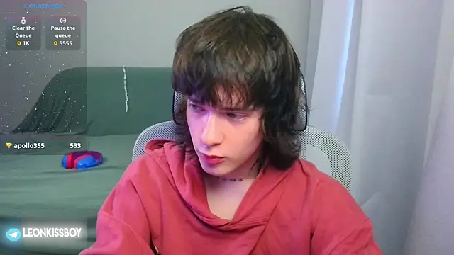 LeonBoykisser's Webcam Show
