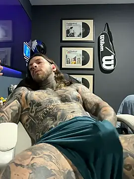 ThomasHells – Naživo XXX chat