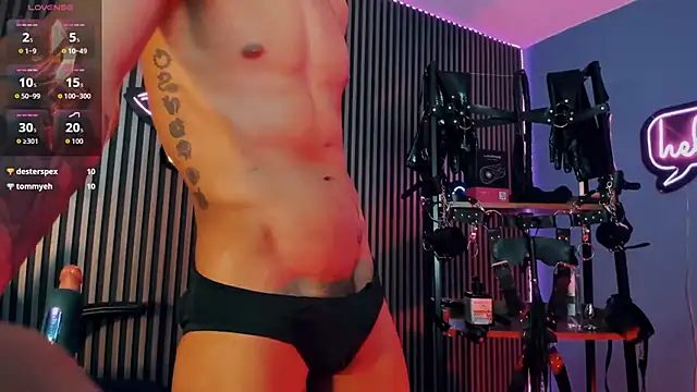 XXX chat uživo modela Maximoking26