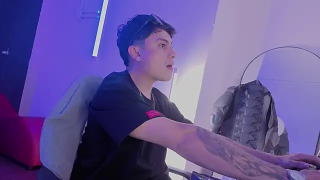 Chat XXX ao vivo de angel_still_