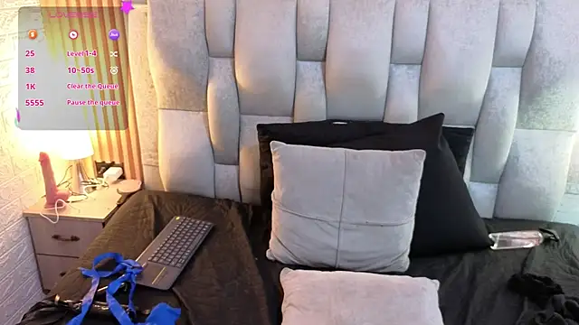 AndreinaLopezz's Live XXX Chat